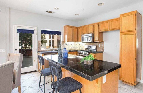 Loma Linda House | SoCal Masterwork on Gower #41375