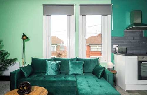 Doncaster Apartment | Social Media Adventure - 3 Bed 10% off Long stays