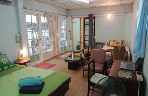 Ratchadaphisek House | Social Style Culture