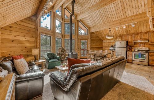Serene Lakes House | Soda Springs Surprise