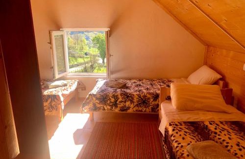 Vusanje House | Sofia Guest House