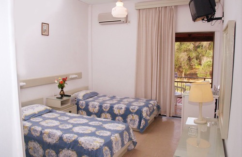 Kato Korakiana Hotel | SOFIA HOTEL * (Suitte)