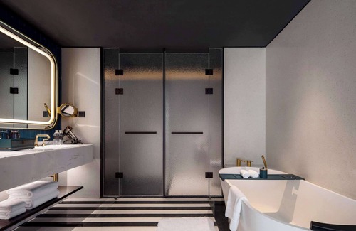 Haining Road Hotel | Sofitel Shanghai North Bund