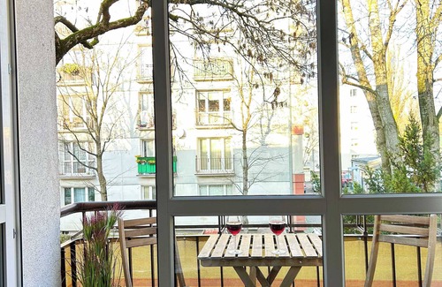Baluty Apartment | Soft Light Lumina Apartment with balcony