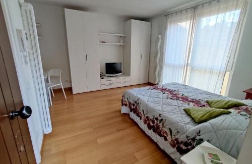 Vimercate Apartment | Soggiorno ai Portici
