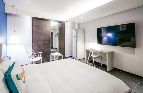 Dongchon-dong Hotel | Soho House Hotel