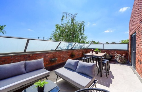 Northcote House | Soho Style Warehouse in the Heart of Northcote