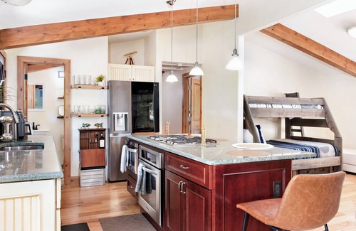 Glenwood Springs House | SOHOTreehouse!WÅTERFrontBasecamp "HikeFishSki"HØTubnn