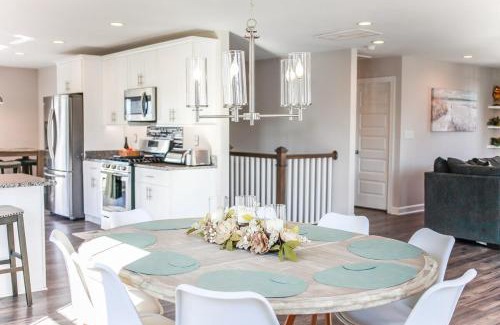 East Ocean View House | Sojourn Bay Breeze Retreat 4 BR Beach Home