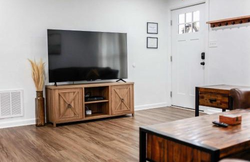 Norfolk - Virginia Beach House | Sojourn Bayview Sanctuary Home Sleeps 6
