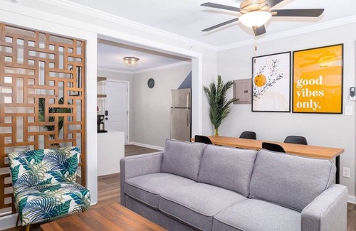 Norfolk - Virginia Beach Apartment | Sojourn Beach Side Paradise Cove Suite