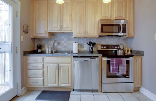 Capitol Hill House | Sojourn Only 8 Blocks to Capitol with Private Patios