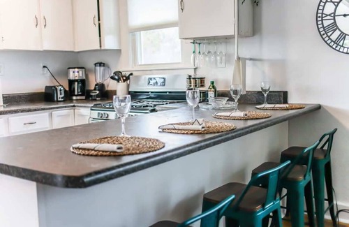 Willoughby Spit Apartment | Sojourn | Waterfront Beach Oasis