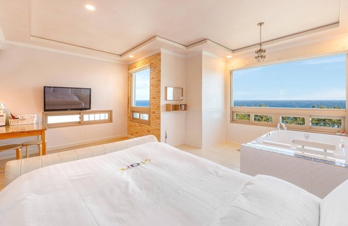 Sokcho House | Sokcho Pensionbyeol