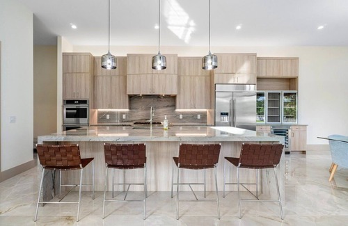 Juno Beach House | SOL HAUS! LUXE NEW 6 BDRM BEACH HOUSE W/STUNNING VIEWS/POOL/SPA/PUTTING GRN/GYM