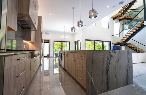Juno Beach House | SOL HAUS! LUXE NEW 6 BDRM BEACH HOUSE W/STUNNING VIEWS/POOL/SPA/PUTTING GRN/GYM