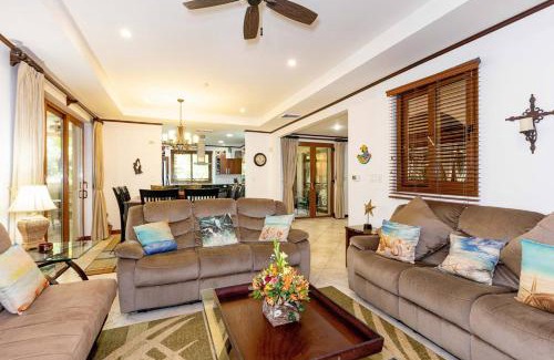 Playa Hermosa House | Sol Y Mar 4c Beachfront 3br Ground Floor