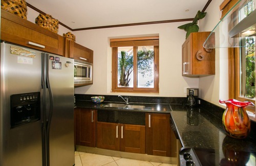 Playa Hermosa Condo | Sol y Mar-Beachfront and Beautiful - 3 bedroom/3 bathroom