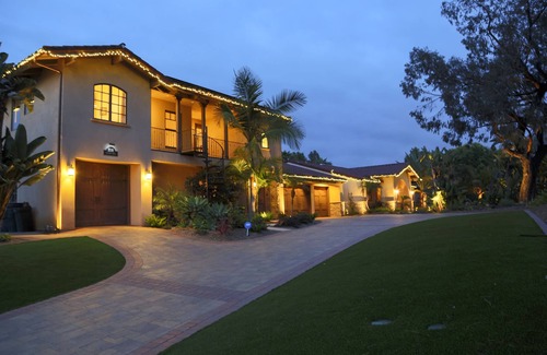 Lomas Santa Fe Country Club Villas House | Solana Beach Tuscan Villa on golf course