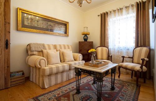 Macao House | Solar de São Jacinto - Country House