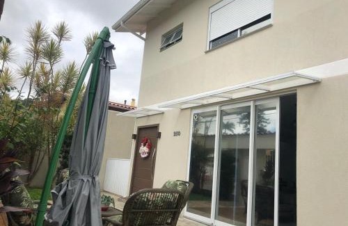 Canasvieiras House | Solar dos Cataventos: Linda Casa com Piscina e Jacuzi