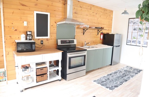 Marmora Apartment | Solar Powered Crowe River Retreat with Kayak + paddle board rentals