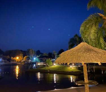 Partido de Tigre Cabin | Solares de la Bahía