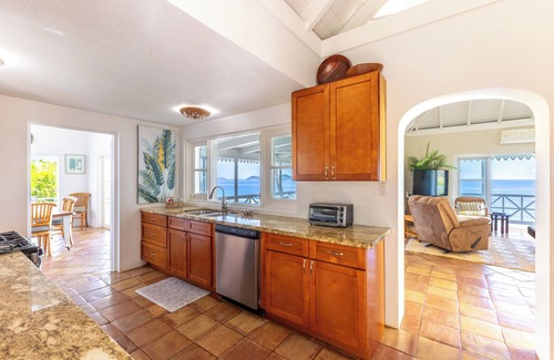 West End Villa | SOLARIA - pretty Caribbean style meets comfort, at this perfect tropical villa