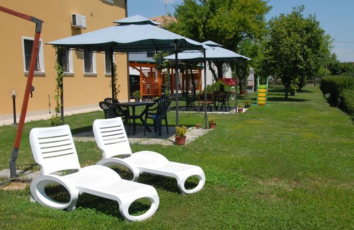 Falze Apartment | Sole Apartment (Agriturismo il Melograno)