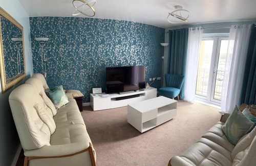 East Cowes Apartment | Solent Sunset 2