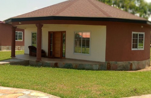 Apam Ski Chalet | Solent Villas Resort
