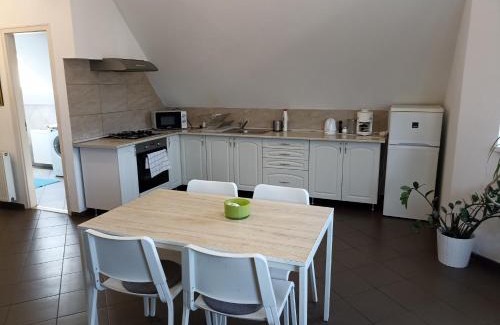 Soroksar-Ujtelep Apartment | Solid Apartmans