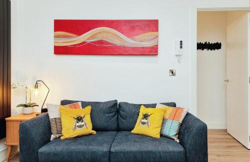 Barnt Green Apartment | Solihull Modern Living - 1 Bed Apartment