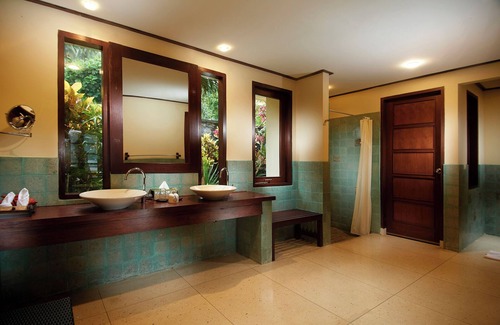 Bitung Hotel | Solitude Lembeh Resort