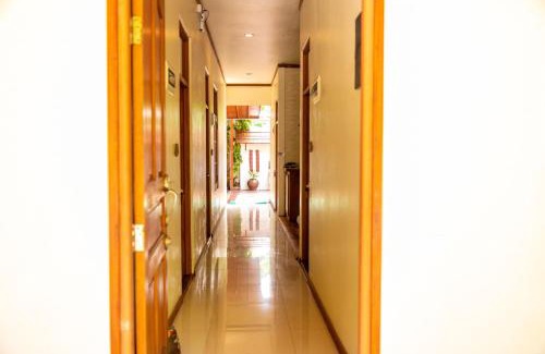 Hangnaameedhoo House | Solo Beach