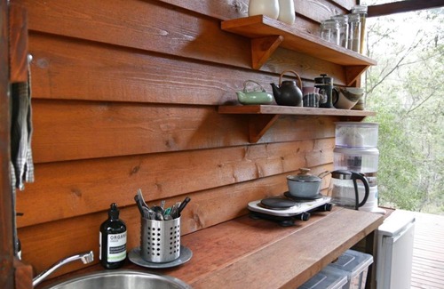 East Kurrajong House | Solo Retreat Cabin Foothills of the Blue Mountains