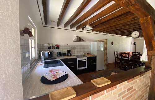 Vouzon House | Solognot cottage less than 10 minutes from Lamotte-Beuvron