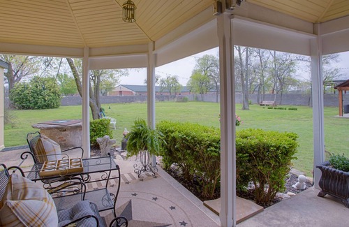 Waxahachie House | Solon Estate - Historic Stone House circa 1894