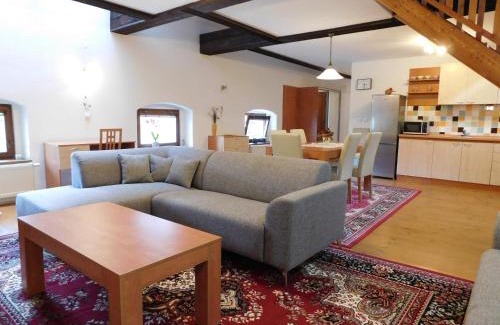 Smizany House | Soludus-Spišský ľudový dom