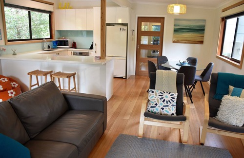 Silverleaves House | Solwara Beach House