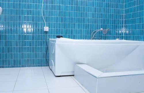 Agona Swedru Hotel | Solwezy Guest House