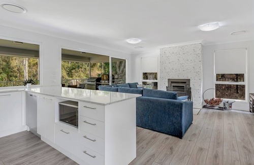 Somerset Dam House | Somer Holiday - Somerset Dam