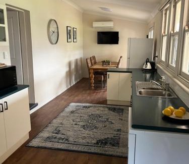 South Albury House | Somerby Stayz! premium CBD escape, pets welcome