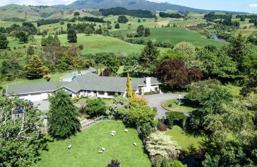 Pirongia Bed & Breakfast | Somersal Bed & Breakfast
