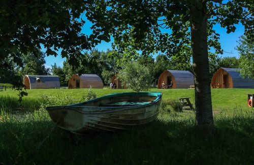 East Huntspill Apartment | Somerset glamping pod with access to adventure activities.