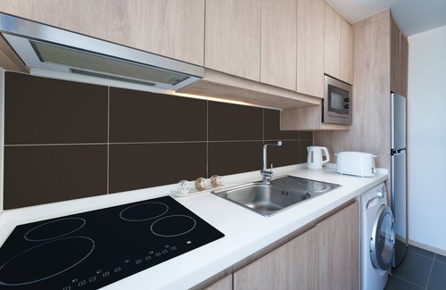 Tha Thaewawong Apartment | Somerset Harbourview Sri Racha