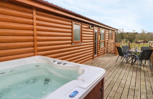 Kiplin Cottage | SOMERSET LODGE, pet friendly, character holiday cottage in Kiplin