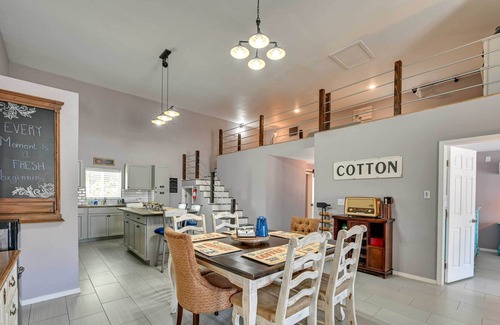 Somerton House | Somerton Home with Fireplaces - Near Casino!