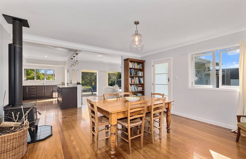 Waipu House | Somerton - Waipu Holiday Home