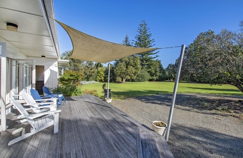 Waipu House | Somerton - Waipu Holiday Home